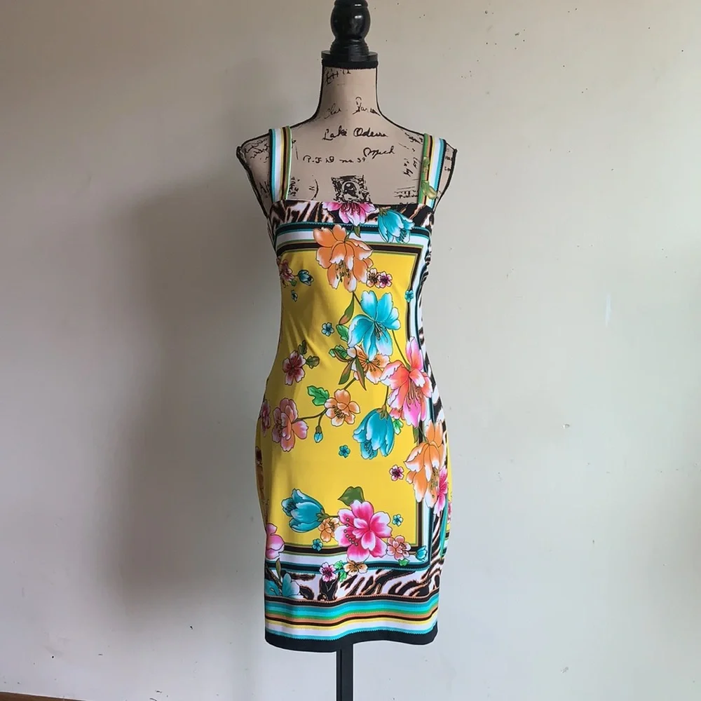 Cache Floral Dress - Picture 3 of 11